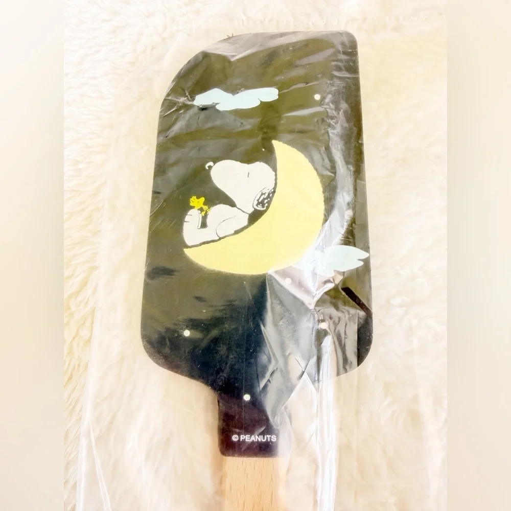 Williams-Sonoma Peanuts Snoopy Woodstock Spatula Snoopy on the Moon NWT